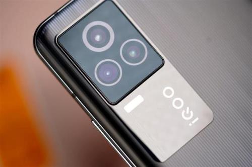 iqoo11新机要更新吗