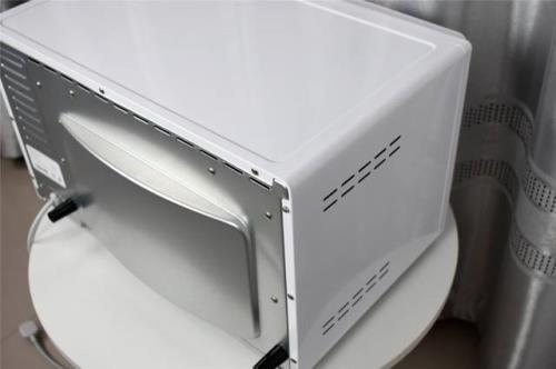 烤箱紧贴墙面怎么散热