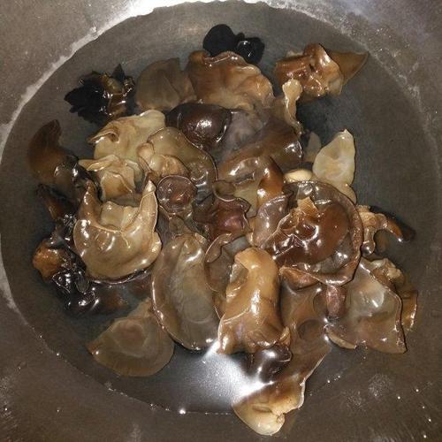 烫木耳的正确方法
