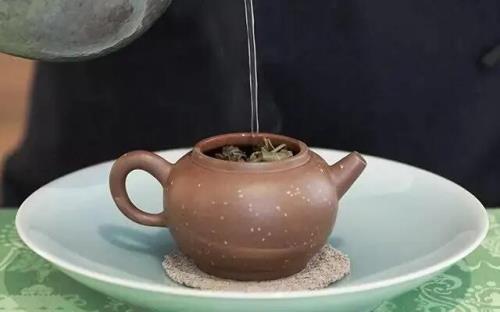 小壶泡茶好喝还是大壶泡茶好喝
