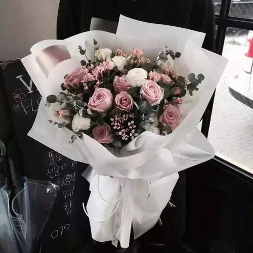 情人节妈妈收到女儿花的说说