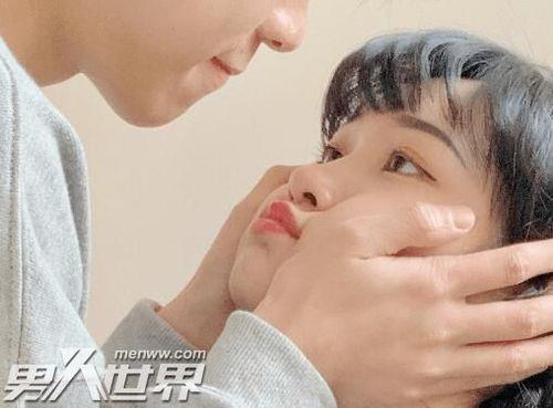 为什么男生总喜欢捂我的嘴