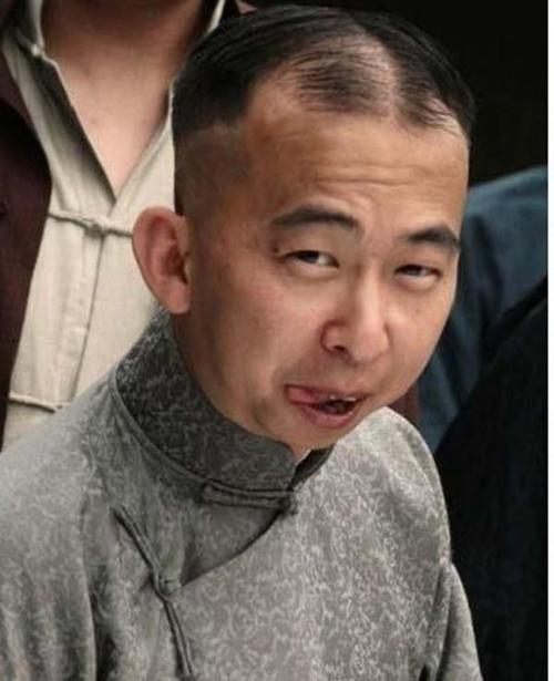 小六多大岁数