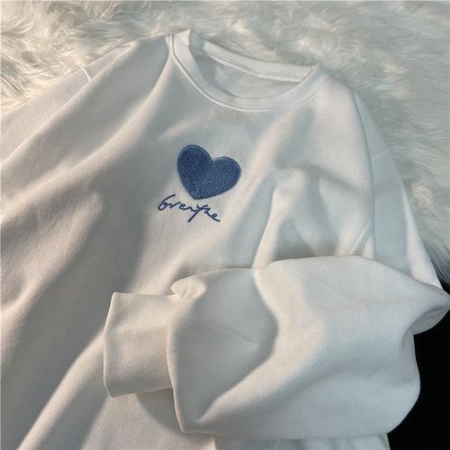 白色衣服绣什么图案好看