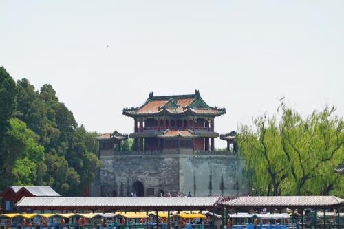 悬昭东门的典故