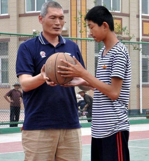 山东，中学男生身高