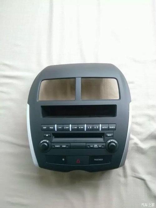 三菱汽车CD机怎么开