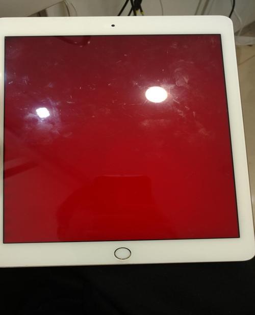 ipad进水了屏幕里泛蓝