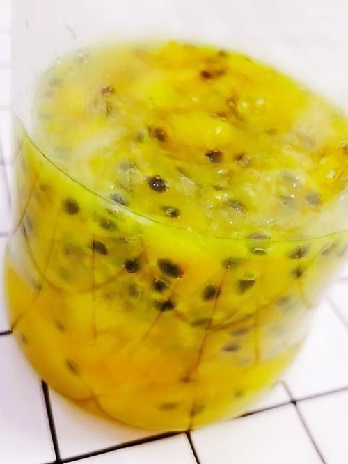 柠檬蜂蜜百香果简单做法