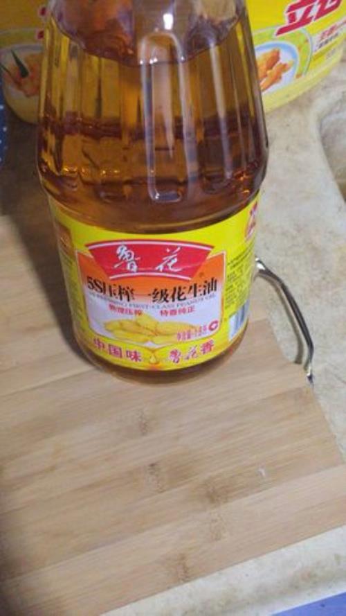 鲁花花生油上冻了能吃的吗