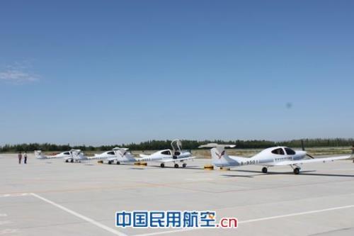 郑州到克拉玛依能坐飞机吗