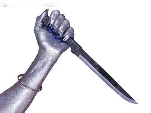 友协火龙吟和尖刀哪个好