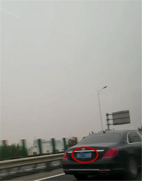 高速进口拍车牌吗