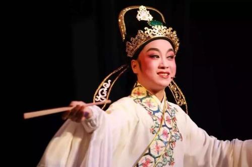 十八个我为他越剧原唱