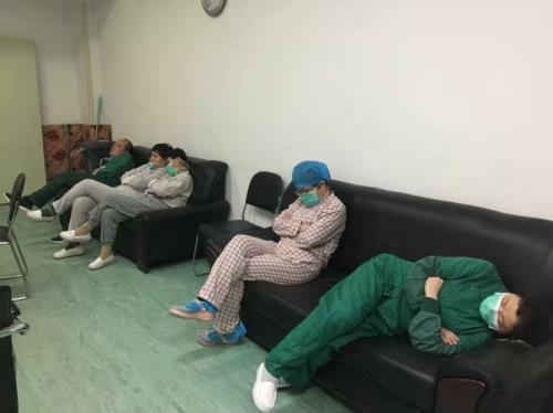医务工作者怎么做到有担当