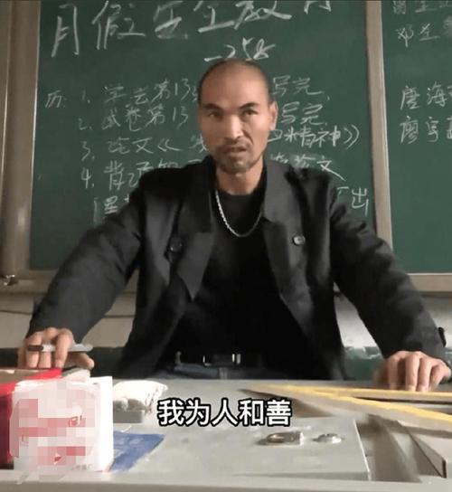 刚正不阿怎么造句