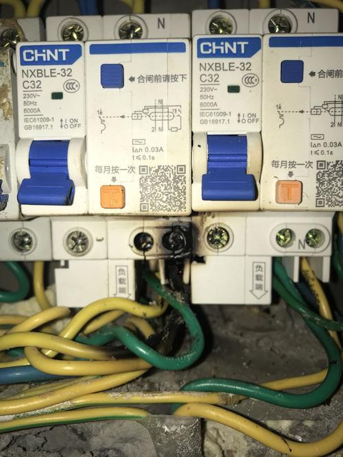 电闸烧焦是什么原因