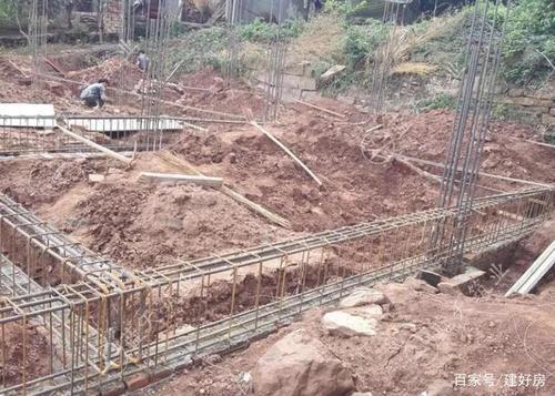 自建房地基回填河沙好处