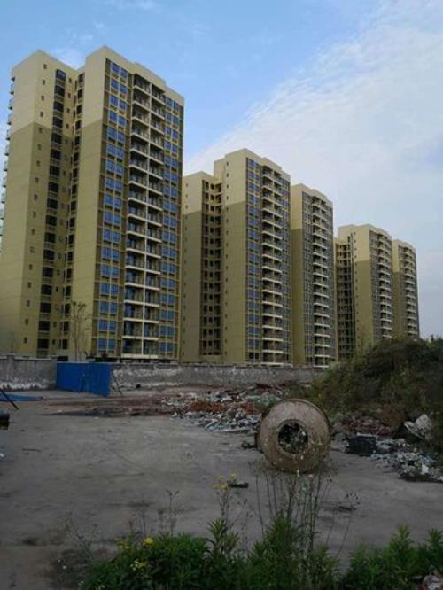 安置小区里剩下的房子能买吗