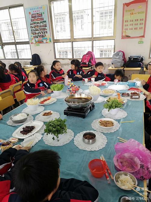 孩子们美食节的说说