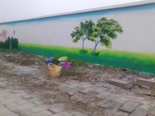围墙上画些什么画好