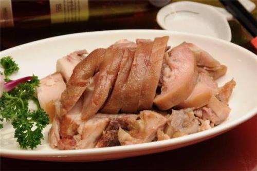 蒸猪头肉的家常做法