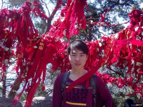 去泰山上许愿灵不灵啊