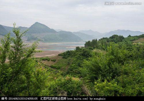 形容山沟的有哪些字