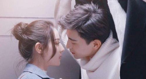 姜十七和厉总吻戏是真的吗