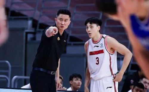 李奕臻多高