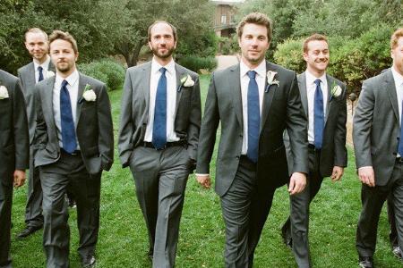 做伴郎不能穿袜子是什么意思