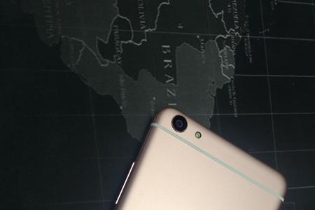 vivox7plus没有网就很卡