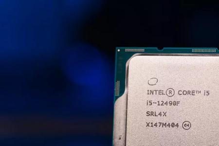 i512490f和r75800x哪个好