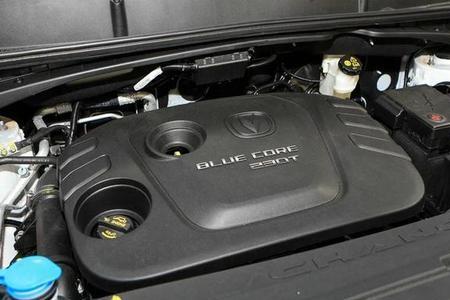 长安cs55plus的三元催化在啥地方