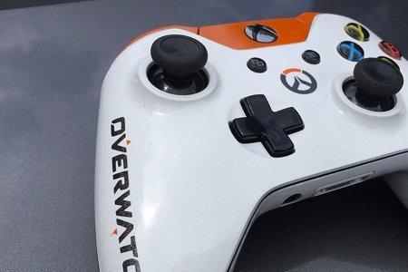 怎么用手柄玩守望先锋