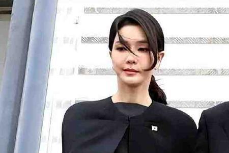 岸田裕子几个孩子