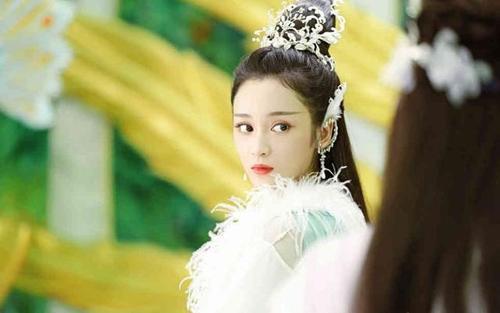 王一菲在香蜜演什么