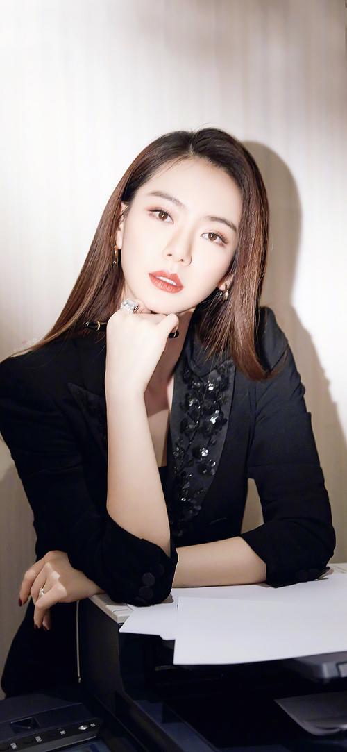 戚薇原名