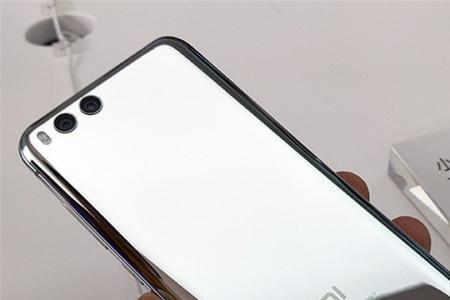 手机玻璃后盖耐弯吗