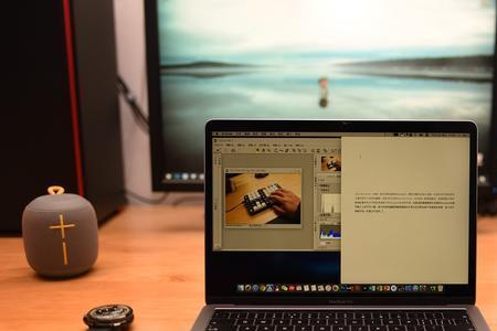 2018macbookpro的42寸够用吗