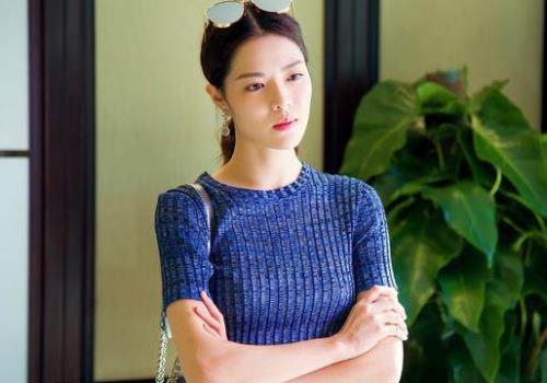 爱情回来了里面有钟楚曦吗