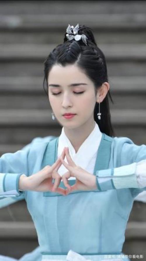 哈妮克孜怎么火的