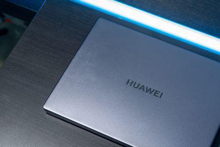 华为matebook14几个摄像头