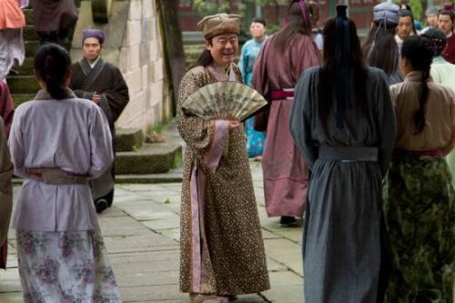 龙凤店里的妙妙是谁扮演的