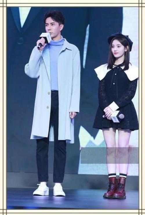 鞠婧祎的脚型正常吗