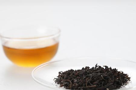 手机进水放茶叶里有用吗