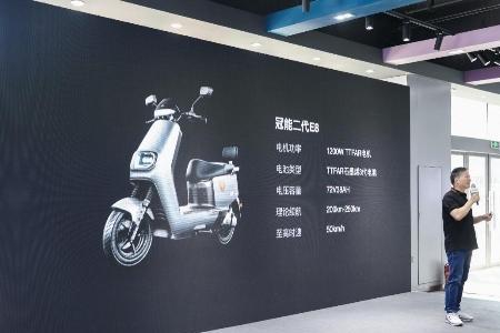雅迪冠能e8-200运动版好不好