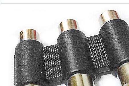 长虹电视三色线插孔怎么插