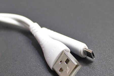 两边一样的充电线叫什么