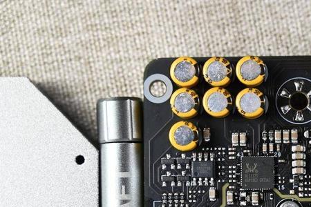 b550主板关机usb有电怎么关闭